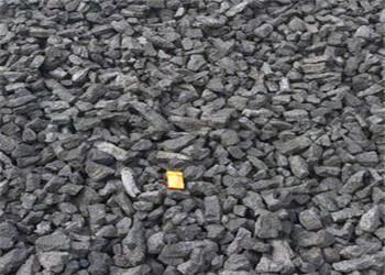 China Fundición carbón de coque metalúrgico de 150 - de 300m m FC 86 con el embalaje de encargo en venta