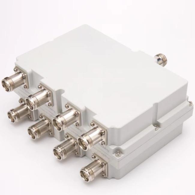 China RF Combiner Coaxial Attenuator Factory and Manufacturers DIN Type Male to Female 1710-1880 1920-2170 2300-2400 2500-2700MHz