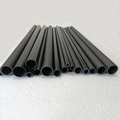 China Higher Strength Roll Wrapped Carbon Fibre Tube 3K Twill Plain Pattern for sale