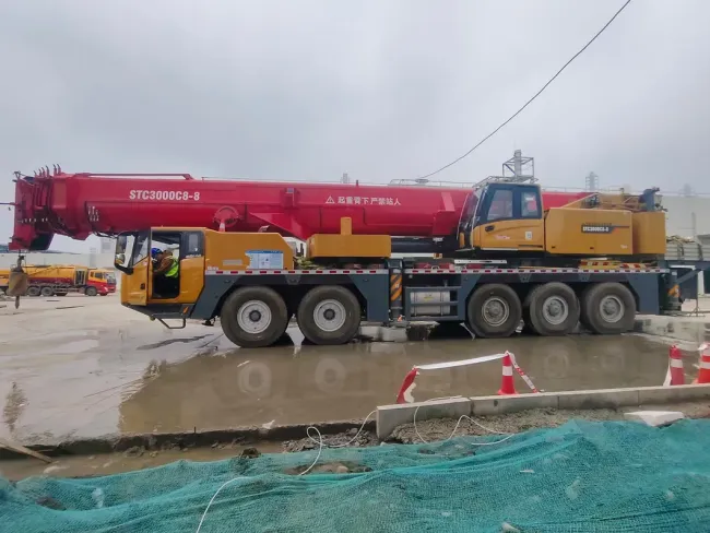 Chinese Brand Straight Arm Heavy Duty New Truck Crane Machine Price 300 Ton Hydraulic Telescopic Boom Truck Mounted Mobile Crane Construction Machinery