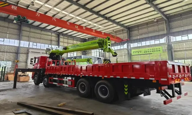 Custom Configured HOWO Zz1048d3314c1r Knuckle Boom Mounted Crane for Sale
