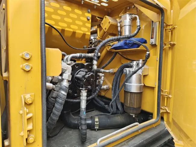 Used Sany Sy135c Sy135 13ton Earth Mover and RC Hydraulic Crawler Excavator for Sale