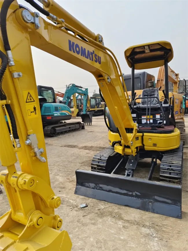 Low-Hour Used Mini Crawler Second Hand Komastua PC30 3 Ton Backhoe Digger