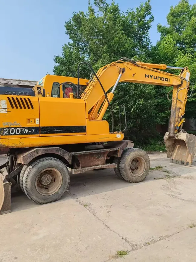 Hyundai 150W-7 Wheel Excavator Stocks for Sale Used Wheel Excavator Hyundai 150W-7 Construction Excavators with Wheels
