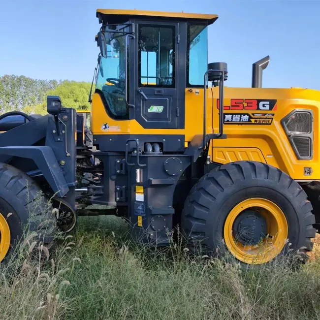 Used Shantui L55g Wheel Loader 5ton - Robust Bucket, Low Fuel Consumption