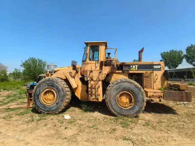 Original Japan Used Heavy Equipment 980f Second Hand Wheel Loader Used Cat Wheel Loader Cat 980f 966f 966h