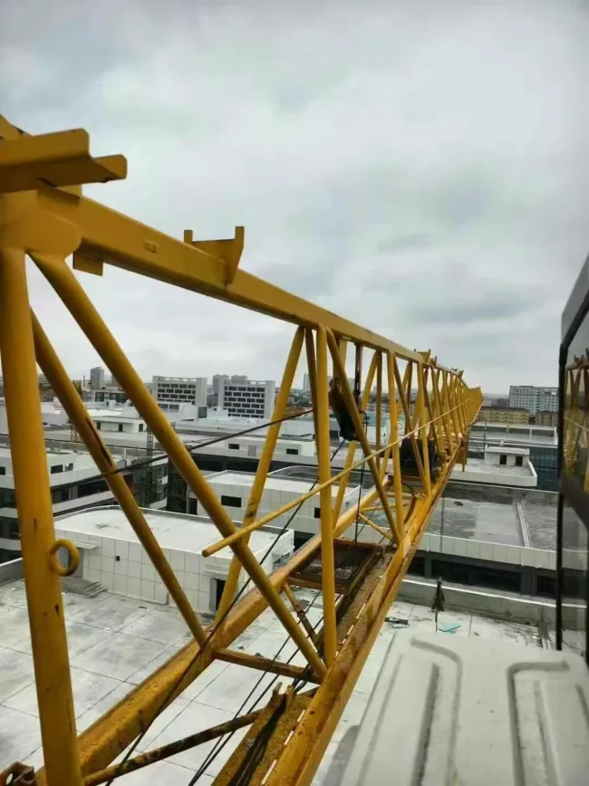 Used Zoomlion 6012 Tower Crane Reliable Lifting Power for Large-Scale Projects