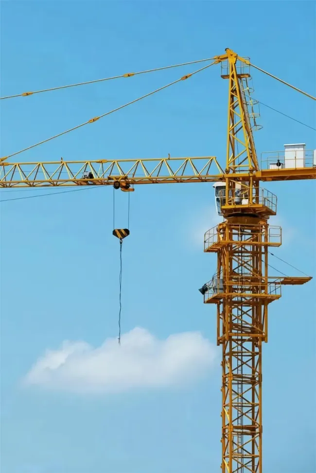 Hot Sale China Biggest The Second Used Zoomlion Tower Crane Manufacturer Brand for Sale 7020 12ton