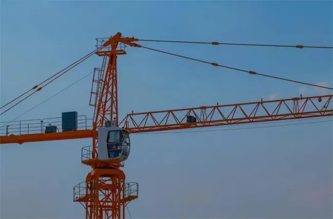 The Used Zoomlion Qtz63 (5013) Height 40m 6t Construction Topkit Tower Crane