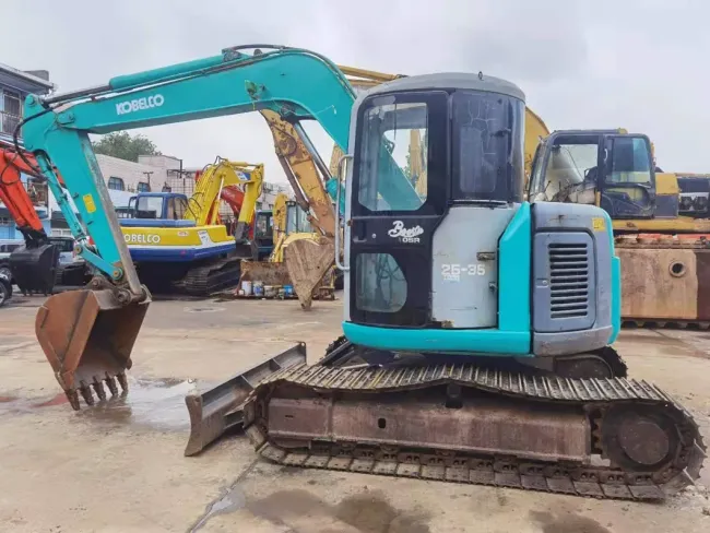 Low Price Used Kobelco Sk75sr Crawler Excavator for Sale/ Used Kobelco Sk55 Hydraulic Excavator