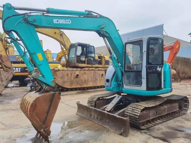 Low Price Used Kobelco Sk75sr Crawler Excavator for Sale/ Used Kobelco Sk55 Hydraulic Excavator