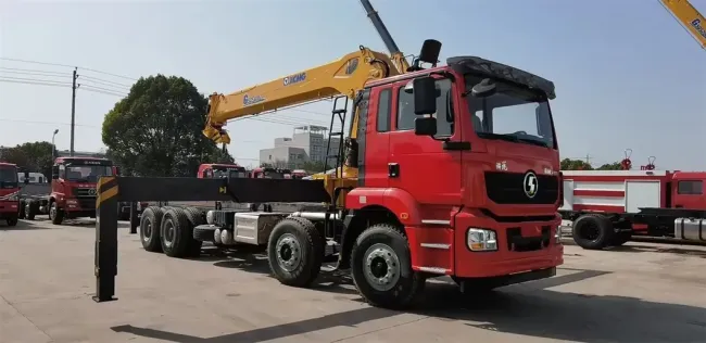 Supply Chain HOWO Lorry Mounted Straight Boom Logistics Crane for Sale