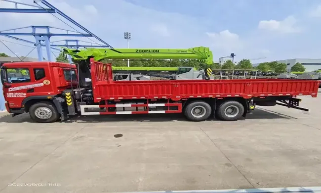 Supply Chain HOWO Lorry Mounted Straight Boom Logistics Crane for Sale