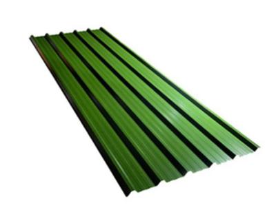 China Tejas de metal de color verde paneles de techo PPGI hojas de metal trapezoidal techo y revestimiento paneles de techo galvanizados pintura nipón en venta
