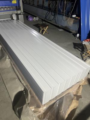Китай Офф белый цвет плитки HDP 30 лет гарантии RAL9002 предварительно окрашенные оцинкованные металлические крышные панели трапециеобразный гофрированный лист продается