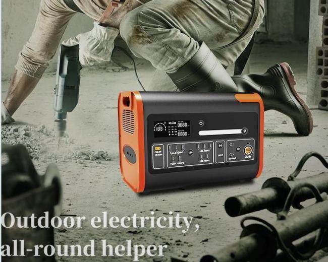2000W Fast Charging Outdoor Camping Solar Generator Mobile USB Power Station