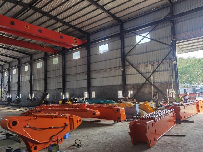 Manufacturing equipment and production line