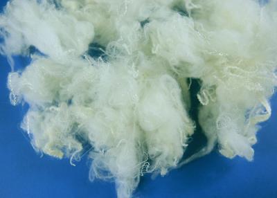 Chine Fibre 100% ignifuge de polyester 65MM coupés longueur pour les oreillers remplissants à vendre