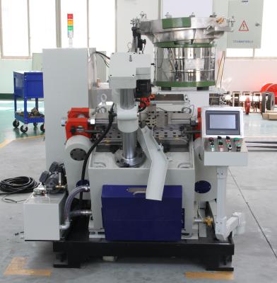 China Parafuso da Auto-perfuração que faz a máquina para a produção do parafuso da Auto-perfuração, tipo de Tainwanese, parafuso da Auto-perfuração à venda