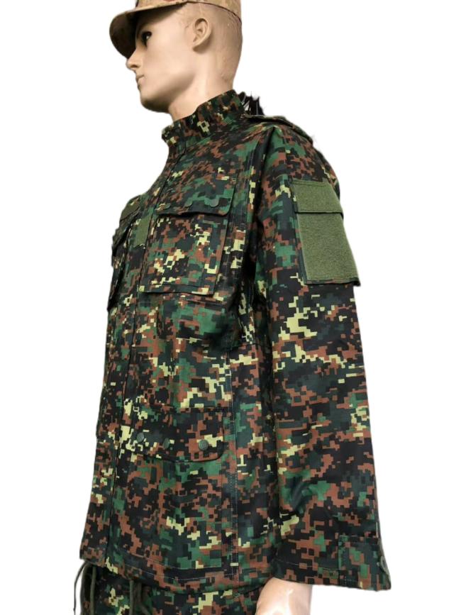 BDU Uniform Set side view showing pocket details
