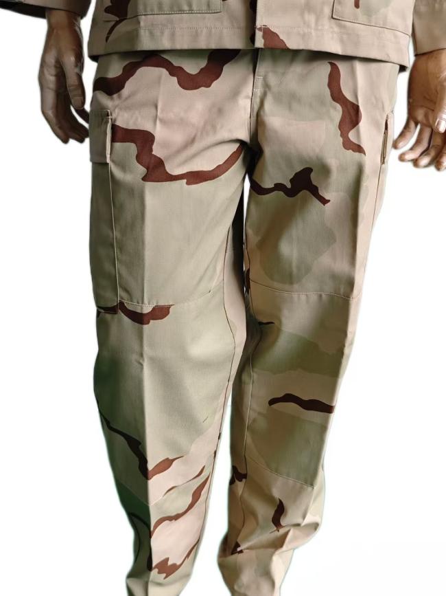 Tactical BDU Uniform pocket detail