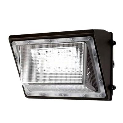 China Ip65 Solar Outdoor Wall Lights 70w LED Wall Pack Lights For Parking Lot for sale