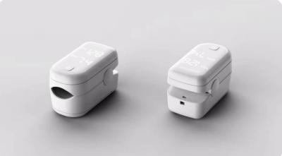 China Oxímetro em dois sentidos do pulso da ponta do dedo da bateria removível do monitor da saturação do oxigênio da casa do AAA à venda