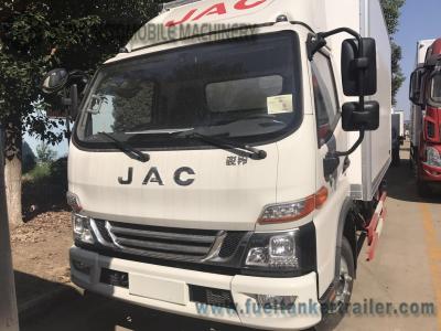 China 1-4 Ton  JAC 4x2 Light Refrigerator Van Truck / Dry Box Van Cargo Truck 3308 Mm Wheel Base for sale