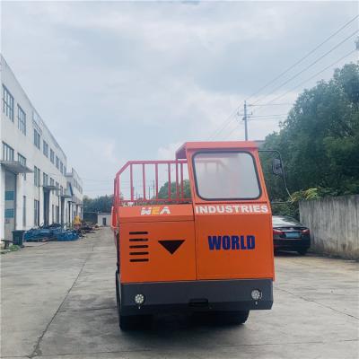 China Labor Saving Operation Palm Oil Tractor 4 Wheel Tractor For Narrow Fields for sale