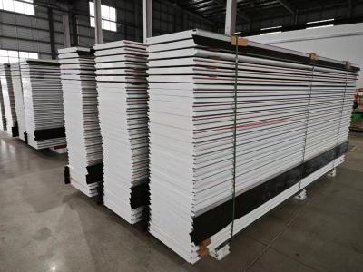 Chine Panneaux de porte isolés de 40 mm d'épaisseur pour des performances thermiques supérieures à vendre