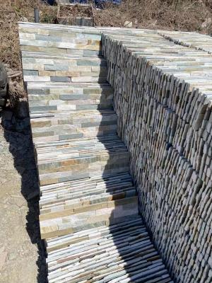 Chine La pierre de culture a aiguisé des panneaux de mur de placage d'ardoise de carrelages d'ardoise 18mm à vendre