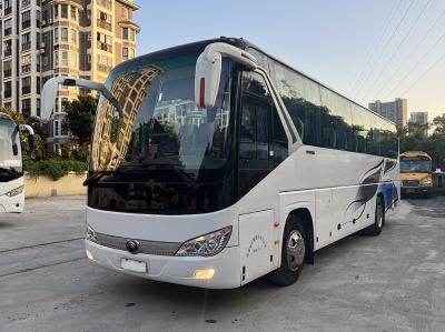 China Autocarro de passageiros manual usado 47 lugares autocarro interurbano de segunda mão grande à venda