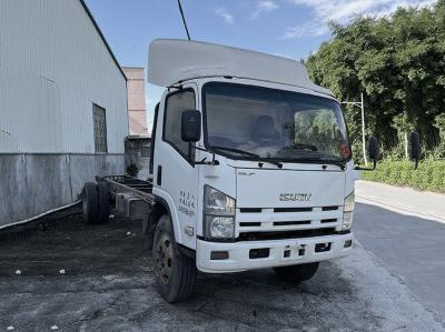 China Caminhões usados de carga média de 8-10 toneladas 4x2 movem combustível diesel de longa duração à venda