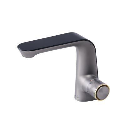 China 180mm Height Brass Hot Cold Water Basin Faucet For Home Bathroom for sale