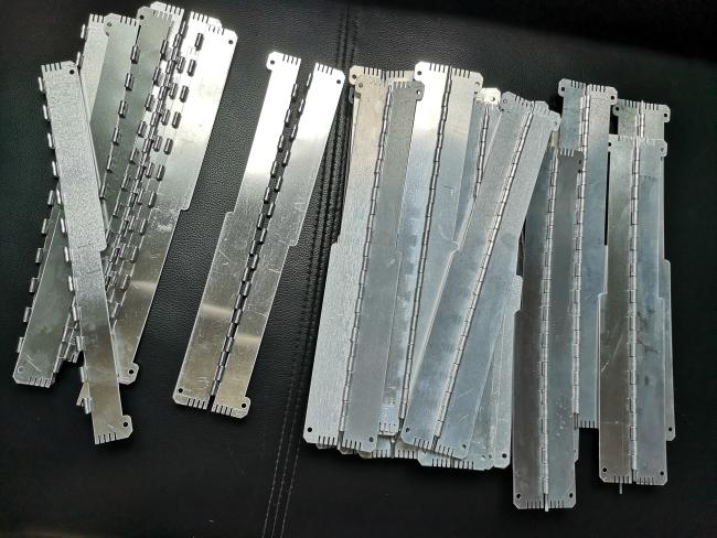 Long Stainless Steel Hinge â Heavy-Duty Corrosion-Resistant Precision-Engineered for Industrial Applications