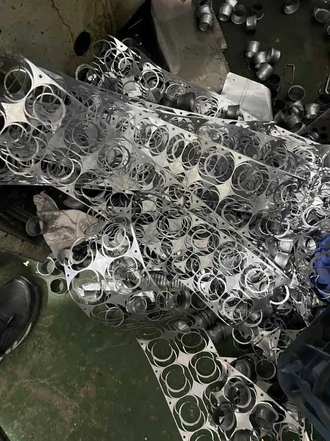 High-precision multi-stage deep drawing part manufacturing process