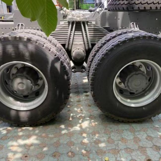 Right Hand Drive 8X4 12 Wheels 380HP Tipper Dump Trucks