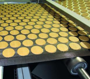 China Rolled 4x8 steel Galvanized Diamond Mesh Wire Conveyor Belts For Biscuit Baking for sale