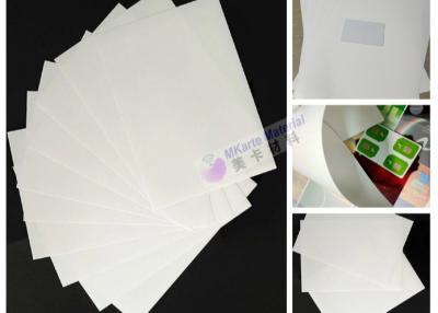 China Hoja plástica de la base de la PC resistente a los choques de la impresión en offset para la tarjeta del plástico de la PC en venta