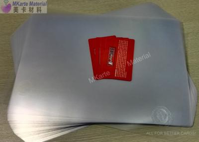 China El PVC de la hoja A4 A3 de la tarjeta de la resistencia de la deformación cubrió la capa en venta