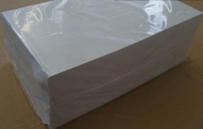 Chine Anti 120 degrés UV imperméables non toxiques de carte en plastique de PETG à vendre