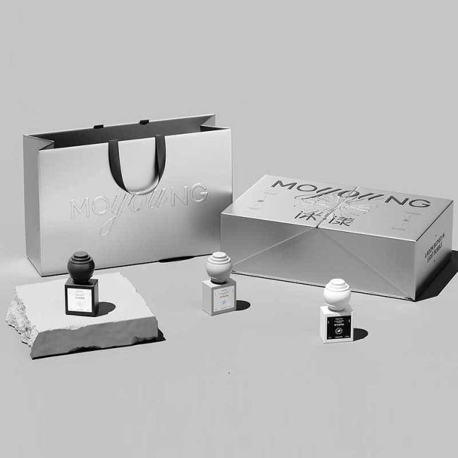 Luxury men's fragrance gift box