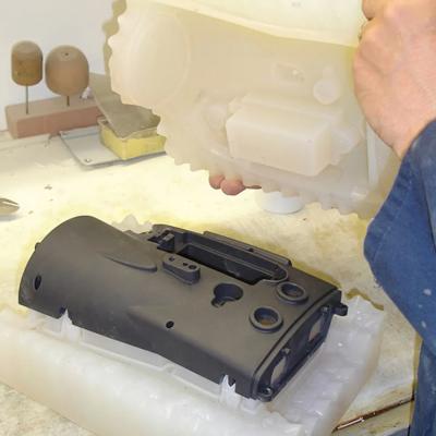 China OEM Silicone Mold Rapid Prototyping Make Urethane Plastic Prototypes Using Vacuum Casting for sale