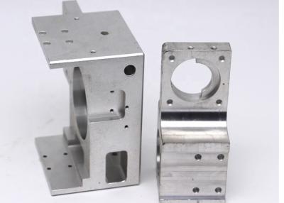 China High Precision Small Batch CNC Machining For PP Components Production à venda