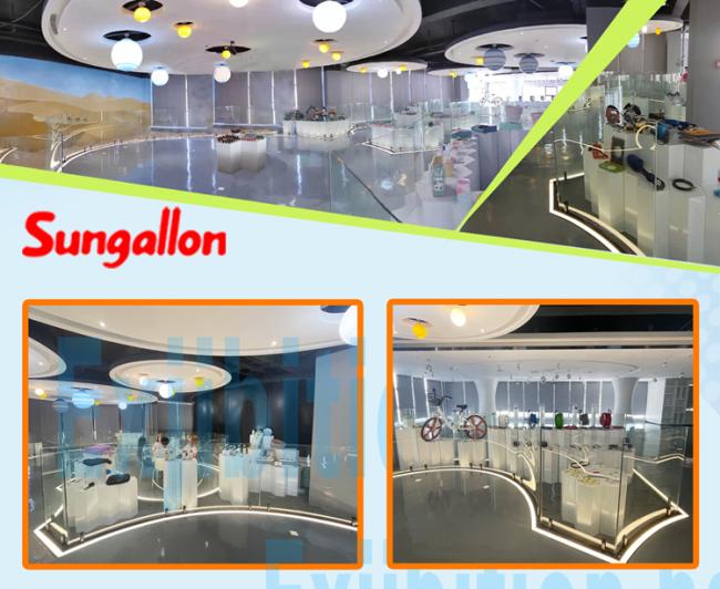 Large-scale exhibition area showcasing TPE/TPR products