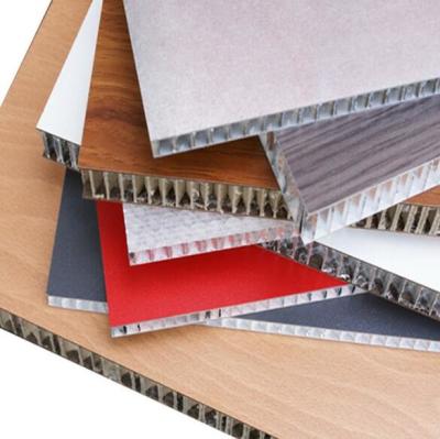 China Thermal Insulation Aluminum Honeycomb Panels Fire Resistance For Wall Cladding for sale