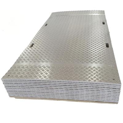 China Mobile Clear Polyethylene Ground Protection HDPE Temporary Access Road Mats for sale