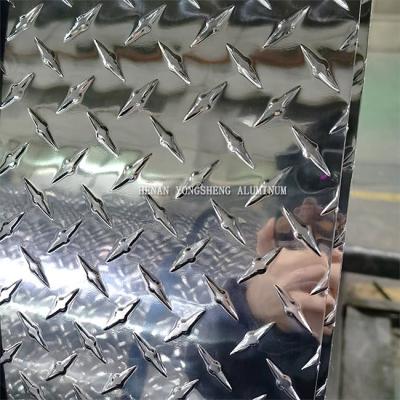 Chine 3003 H22 Diamond Sheet Metal – Aluminum Diamond Sheet for Cargo Trailer à vendre