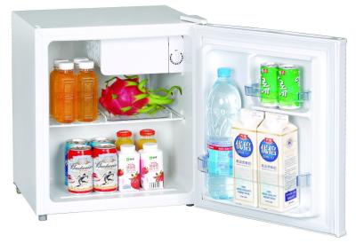 Chine Mini réfrigérateur de Home Depot avec les arrangements de température multiples de boîte plus froide à vendre