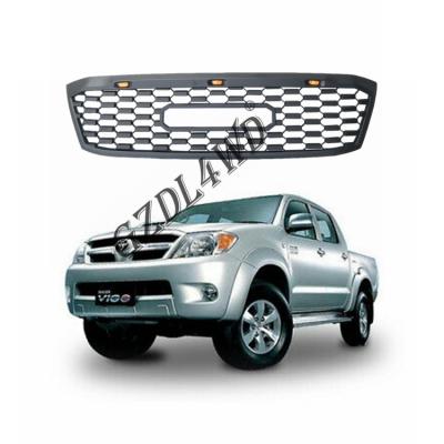 China Toyota Hilux Vigo Double Cab Front Grill Mesh With LED en venta